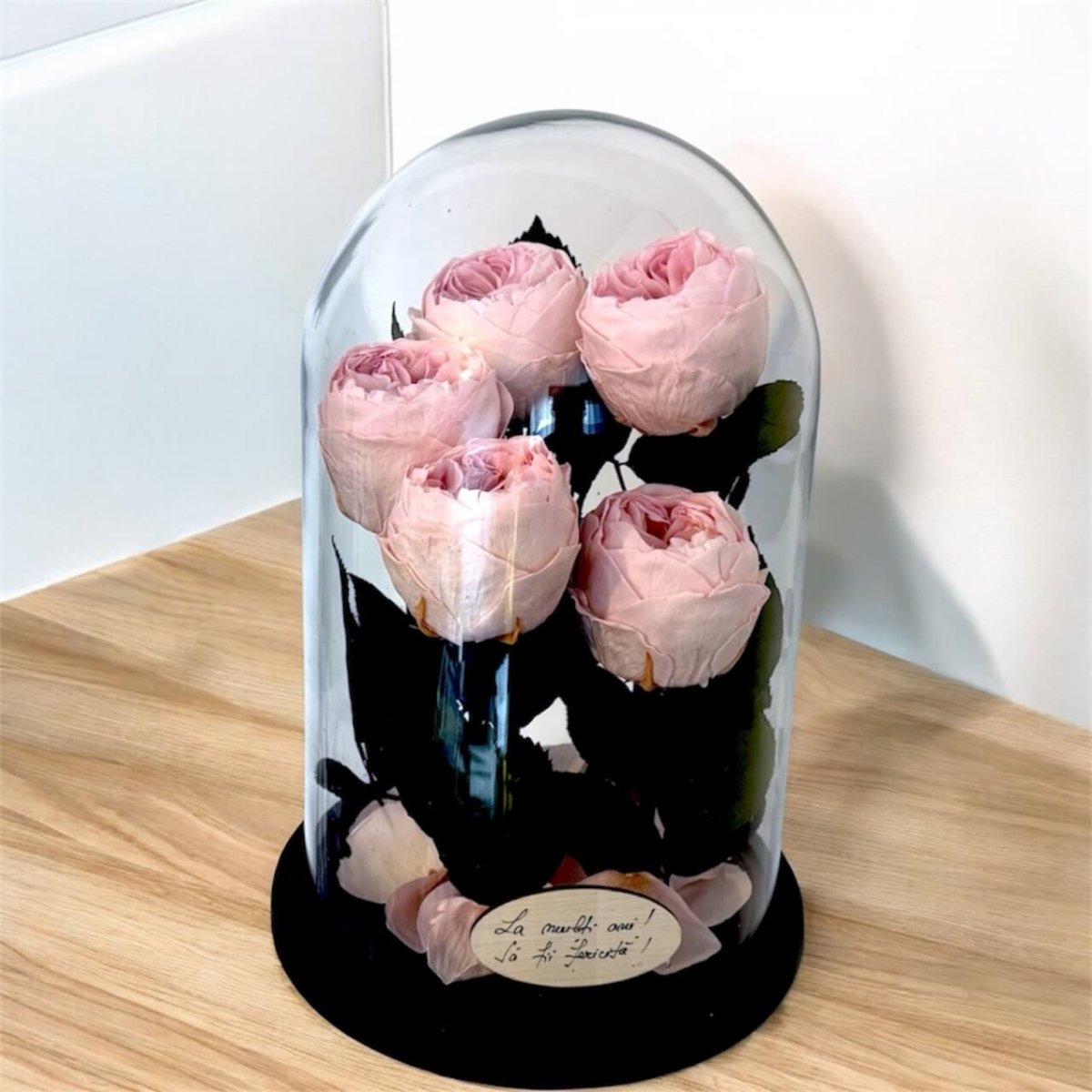 5 Bujori Criogenati Roz Cupola Din Sticla 6 - 7cm Cadou Mesaj In Cupola 17x28cm - Trandafir - Criogenat.ro