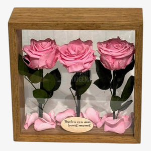 Aranjament de Masă cu Trandafiri Criogenați Roz Eleganță Naturală și Mesaj Personalizat - Trandafir - Criogenat.ro