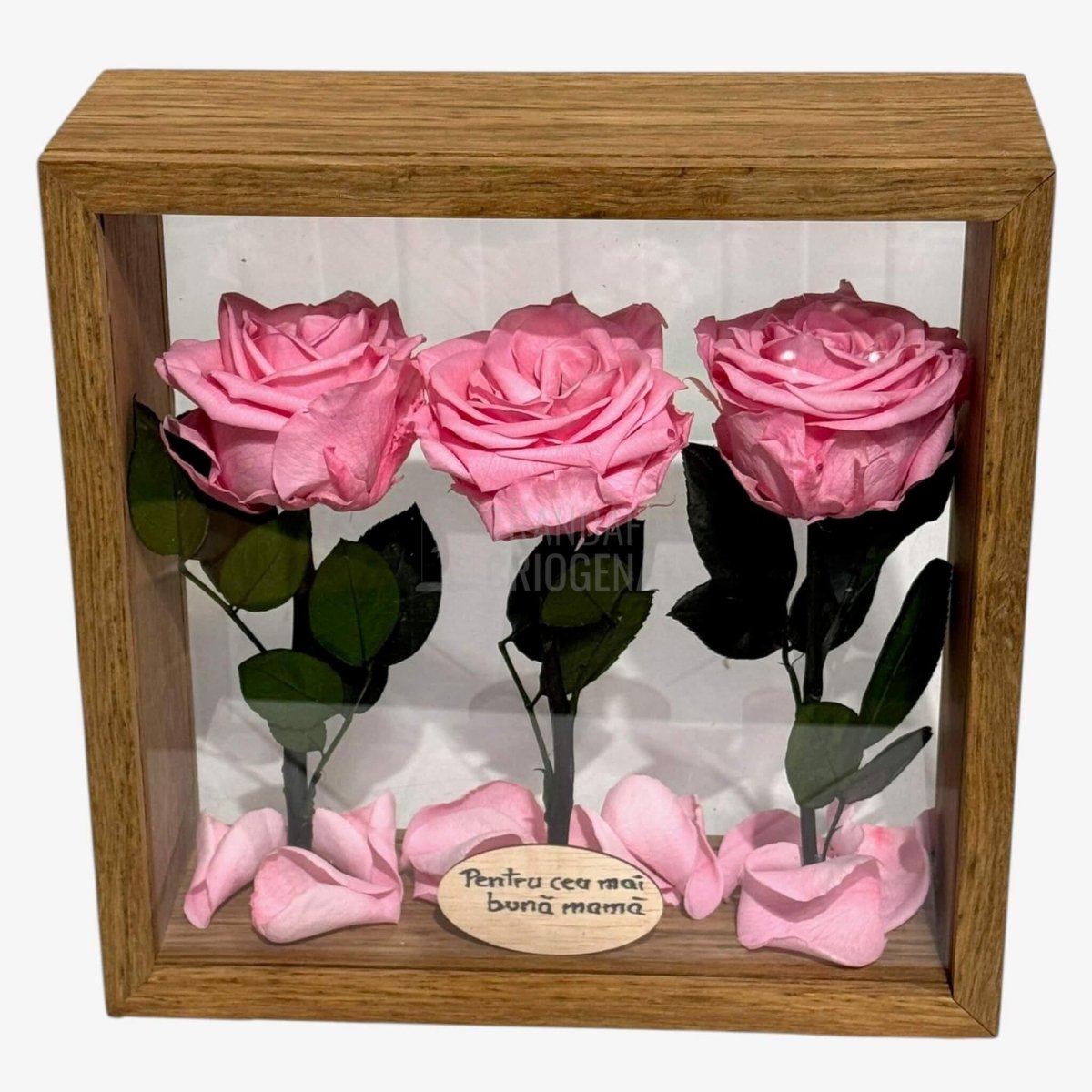 Aranjament de Masă cu Trandafiri Criogenați Roz Eleganță Naturală și Mesaj Personalizat - Trandafir - Criogenat.ro