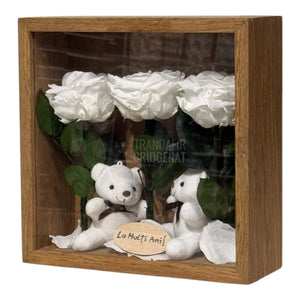 Tablou Cadou Cu 3 Trandafiri Criogenați Albi, Mesaj Personalizat Și Ursuleți De Pluș, Simbol Al Purității Și Afecțiunii - Trandafir - Criogenat.ro