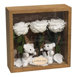 Tablou Cadou Cu 3 Trandafiri Criogenați Albi, Mesaj Personalizat Și Ursuleți De Pluș, Simbol Al Purității Și Afecțiunii - Trandafir - Criogenat.ro