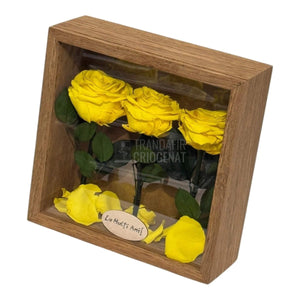 Tablou Natural 27x27 cm Cu 3 Trandafiri Criogenați Galbeni Premium În Ramă Din Stejar Masiv - Trandafir - Criogenat.ro