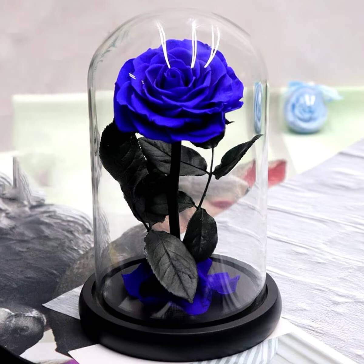 Trandafir Criogenat Albastru Bella În Cupolă Elegantă Cadou Personalizat - Trandafir - Criogenat.ro