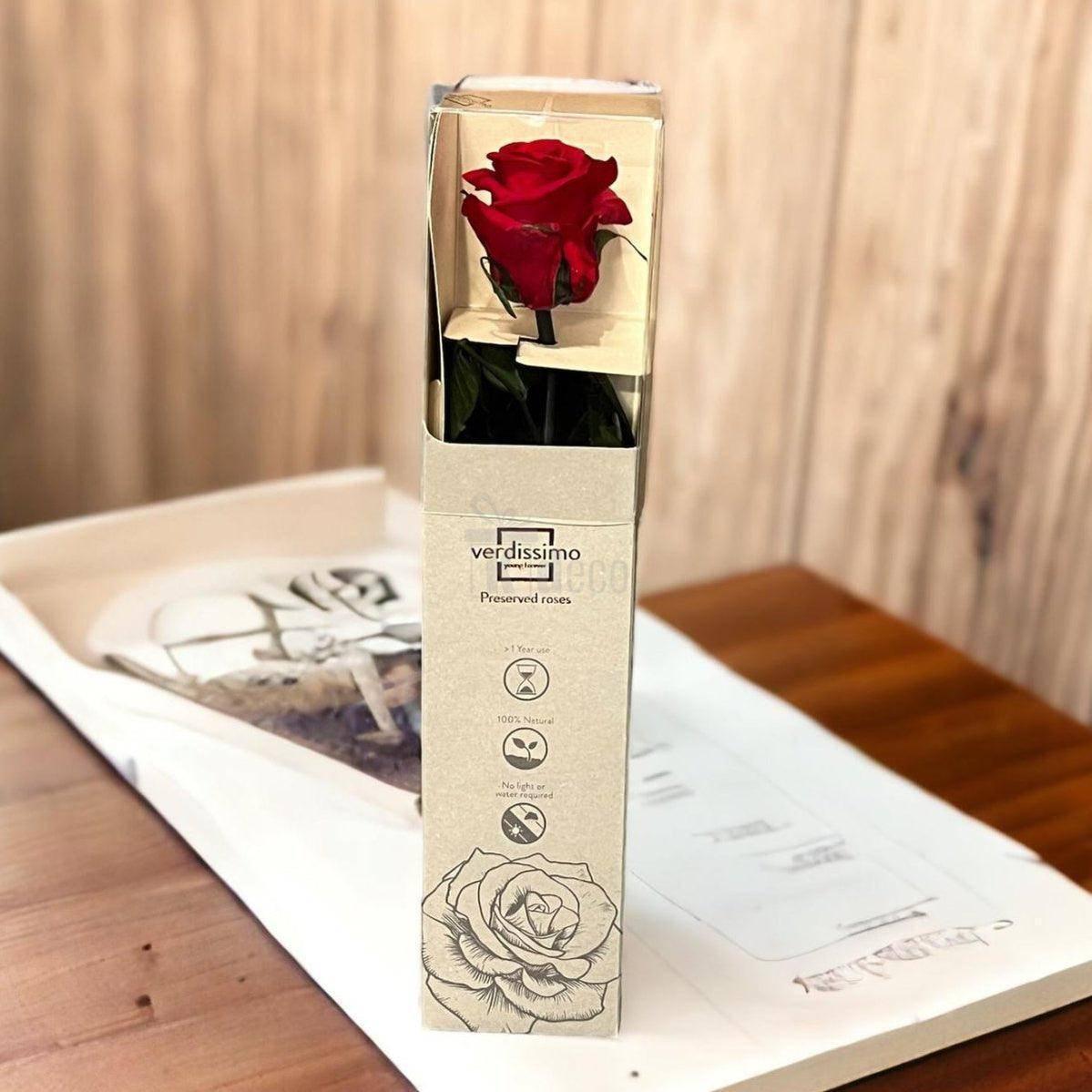 Trandafir Criogenat Roșu In Cutie Cadou Flori Nemuritoare Diametru 3,5 4,5 cm - Trandafir - Criogenat.ro