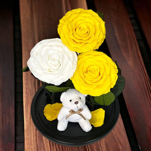 Trandafiri Criogenati De Lux Cu Ursulet In Cupola De Sticla 2 Galbeni Si 1 Alb - Trandafir - Criogenat.ro