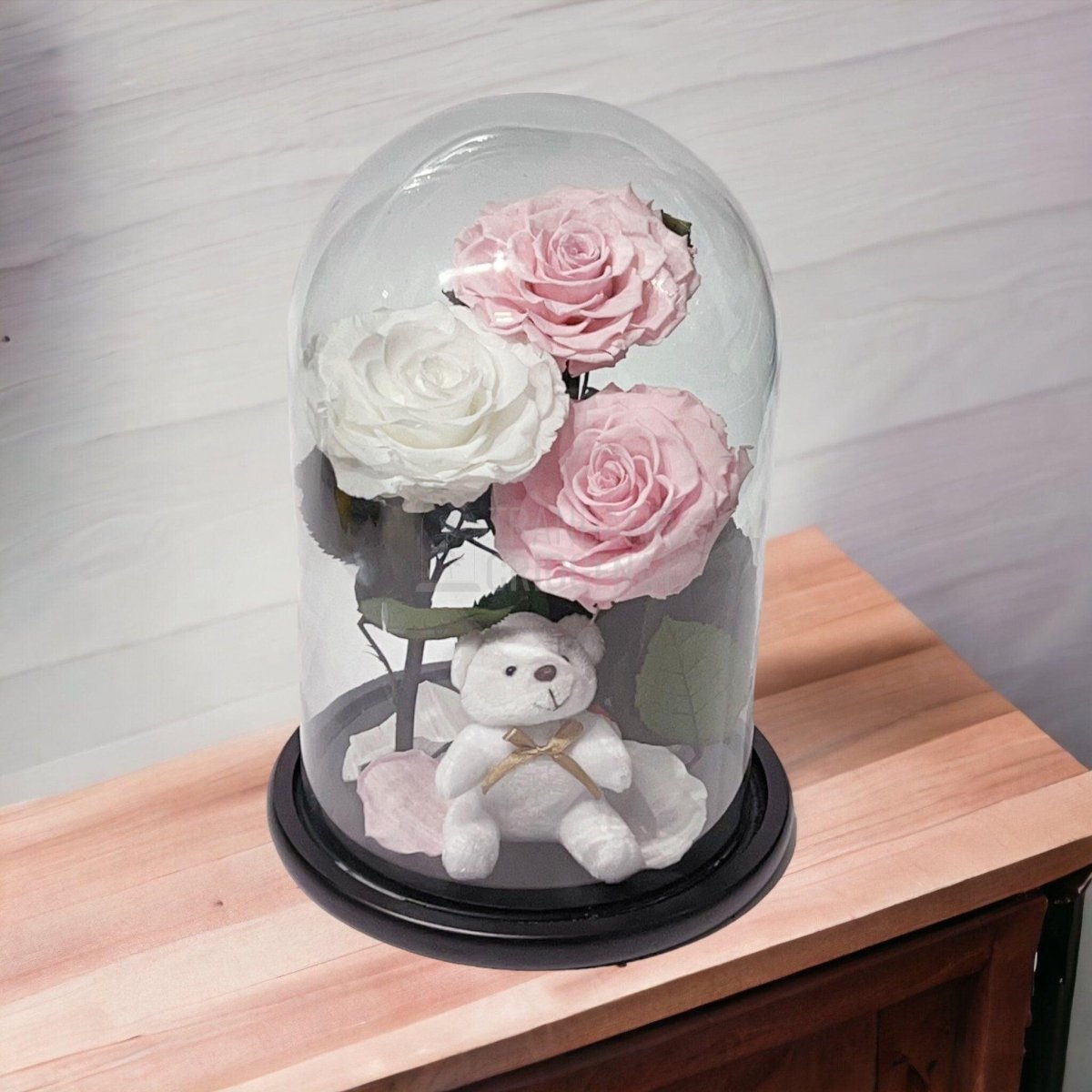 3 Trandafiri Criogenati mari, 2 roz, 1 alb, cupola cu ursulet - Trandafir-Criogenat.ro