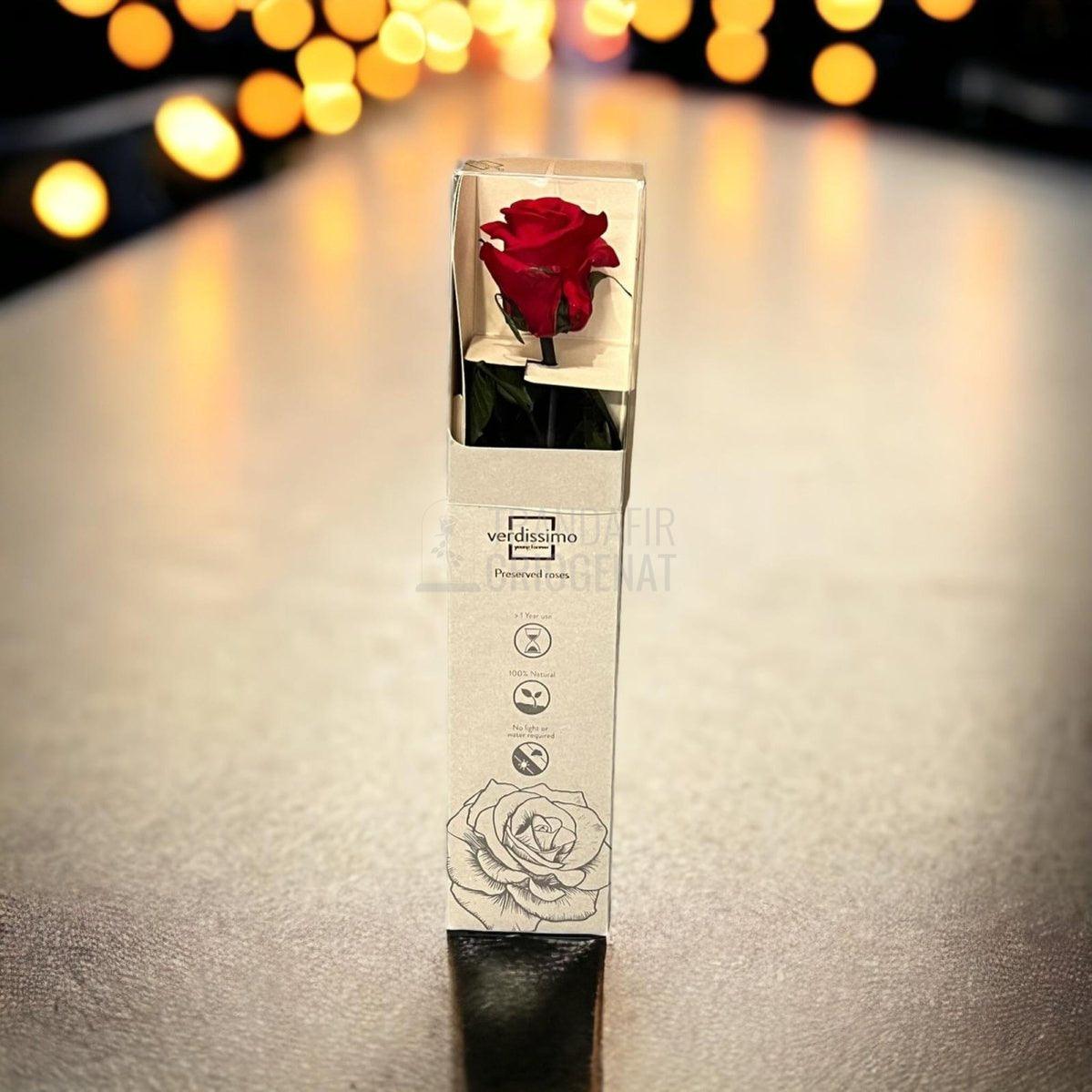 Trandafir Criogenat Amorosa rosu Ø3,5-4,5cm in cutie cadou - Trandafir-Criogenat.ro