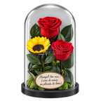 Doi trandafiri criogenați XL roșii și o floarea-soarelui XL galbenă în cupolă, cu plăcuță personalizată pe baza neagră, fără ursuleț
