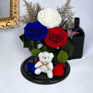 Aranjament Cu 3 Trandafiri Criogenati În Cupolă De Sticlă Alb Albastru Roșu - Trandafir - Criogenat.ro