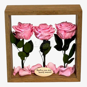 Aranjament de Masă cu Trandafiri Criogenați Roz Eleganță Naturală și Mesaj Personalizat - Trandafir - Criogenat.ro