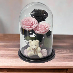 Aranjament Elegant Cu 3 Trandafiri Criogenati În Cupolă De Sticlă Roz Pal Negru - Trandafir - Criogenat.ro