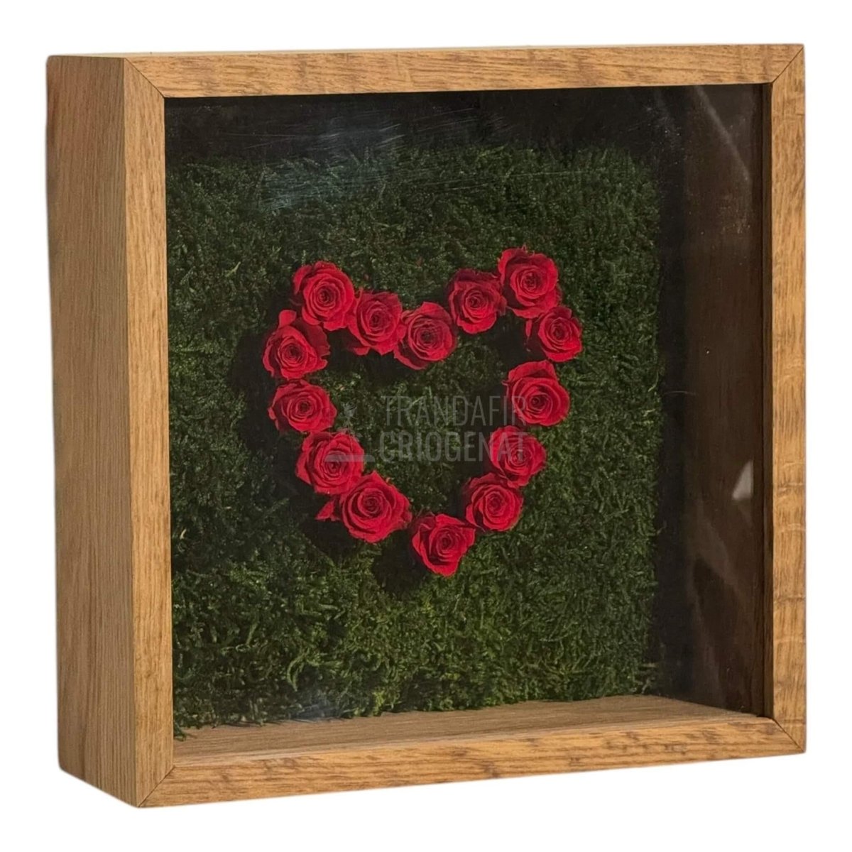 Tablou Inimă Cu Trandafiri Criogenați Și Mușchi Stabilizat Simbol Al Iubirii Nemuritoare 27x27cm - Trandafir - Criogenat.ro