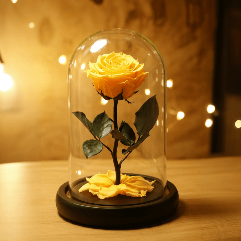 Trandafir Criogenat Galben În Cupolă De Sticlă 8 Cm Cadou Unic 12x25 Cm - Trandafir - Criogenat.ro