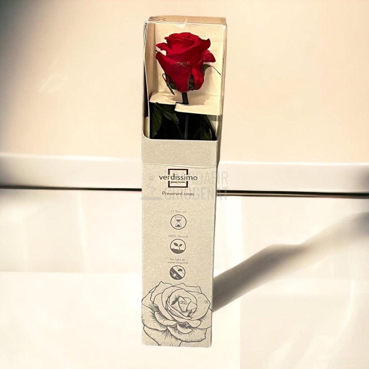 Trandafir Criogenat Amorosa rosu Ø3,5-4,5cm in cutie cadou - Trandafir-Criogenat.ro